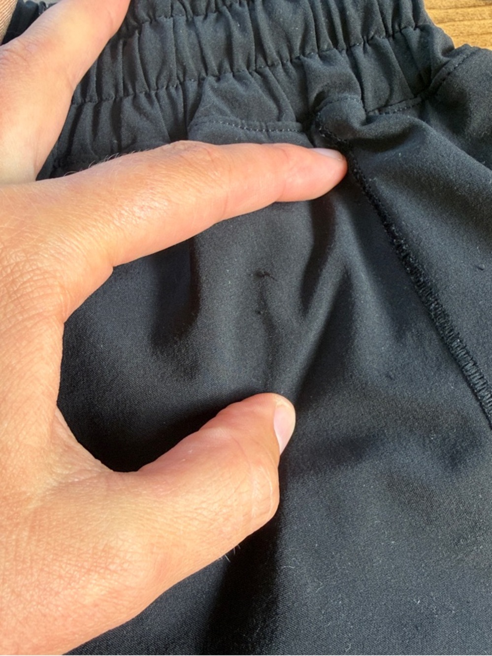 lululemon black hottie hot shorts - Picture 6 of 6